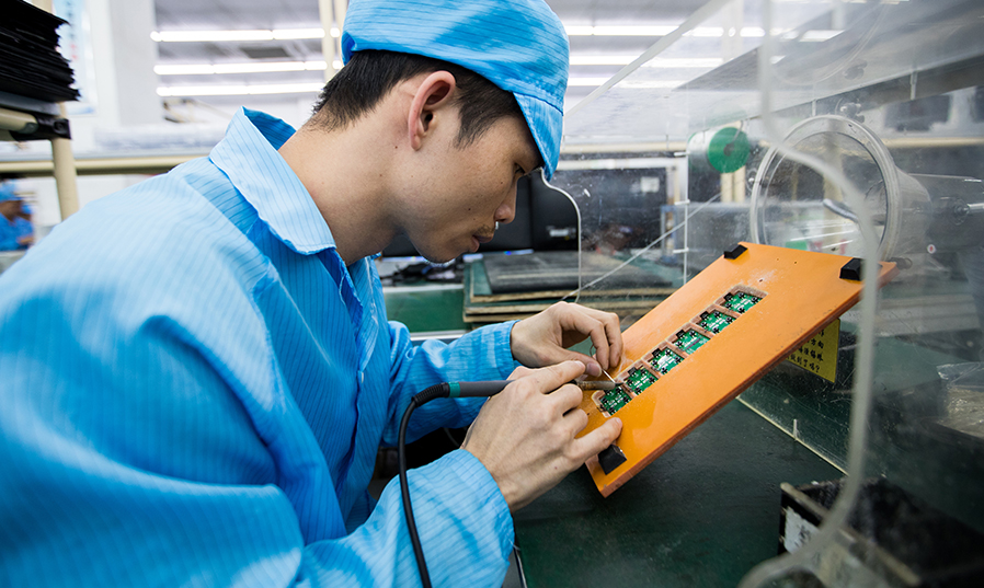 后焊、焊接加工（镜头1）